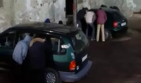 جین کنار صحنه هاي سكسي اسپارتاكوس دریا