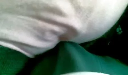 دو دوست دختر لزبین صبح را با کونیلینگوس ملایم شروع عکس های سکسی کشتی کج می کنند.